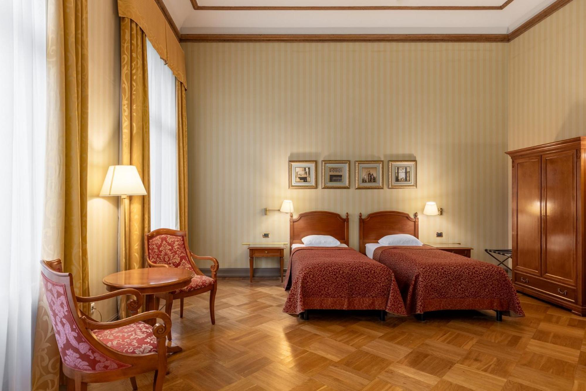 The Benjamin House Hotel